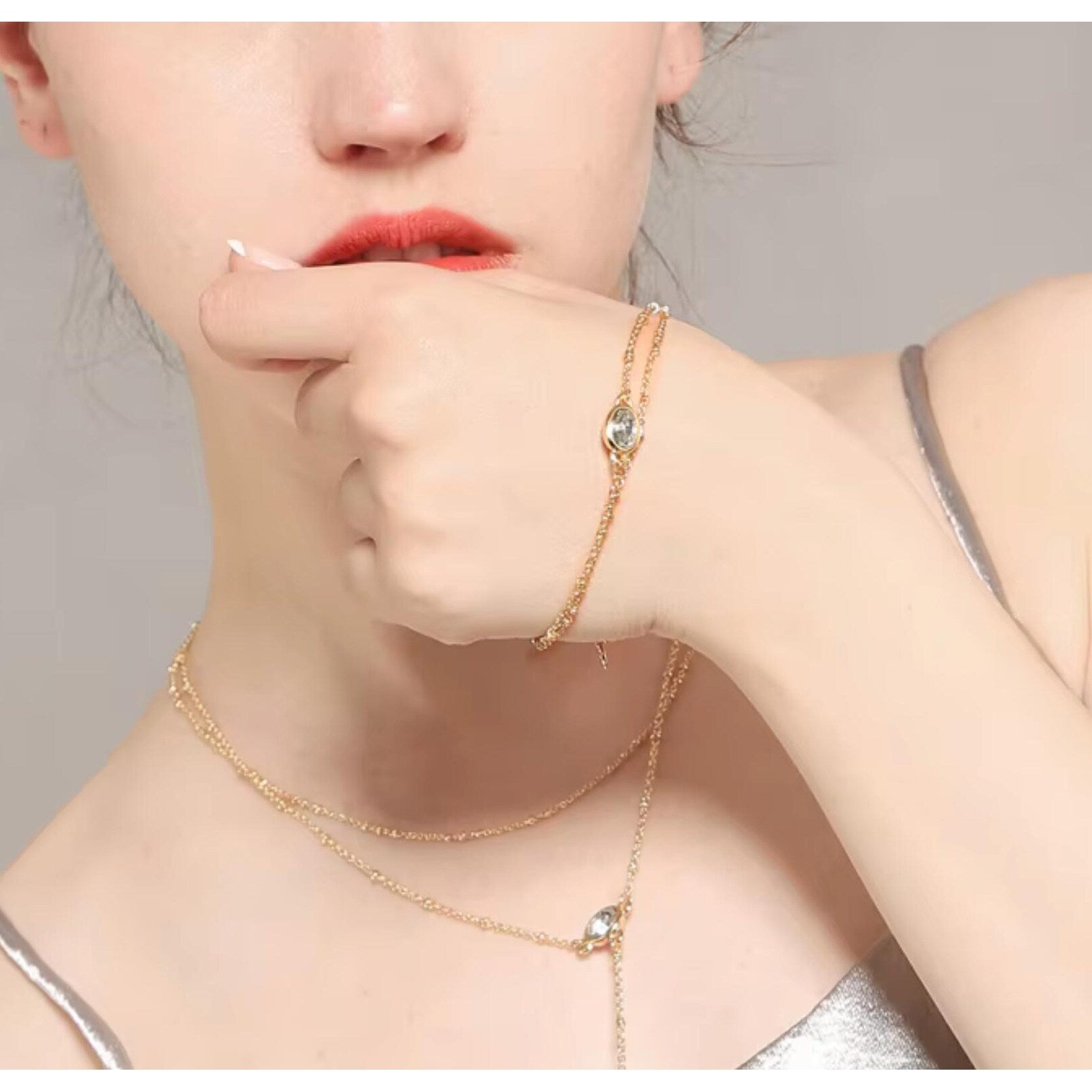 Premium Gold-Tone Crystal Bracelet – Ultimate Elegance